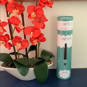 CORTEX WILDSIDE GREEN FISH SCALES CURLING WAND